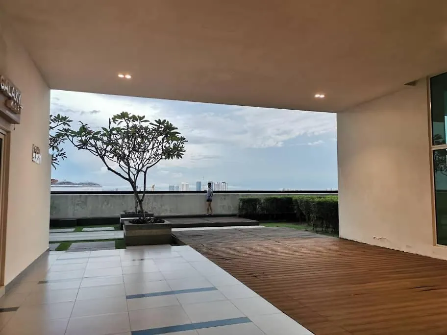 Apartment Twingalaxy Guesthouse Free Carpark Johor Bahru