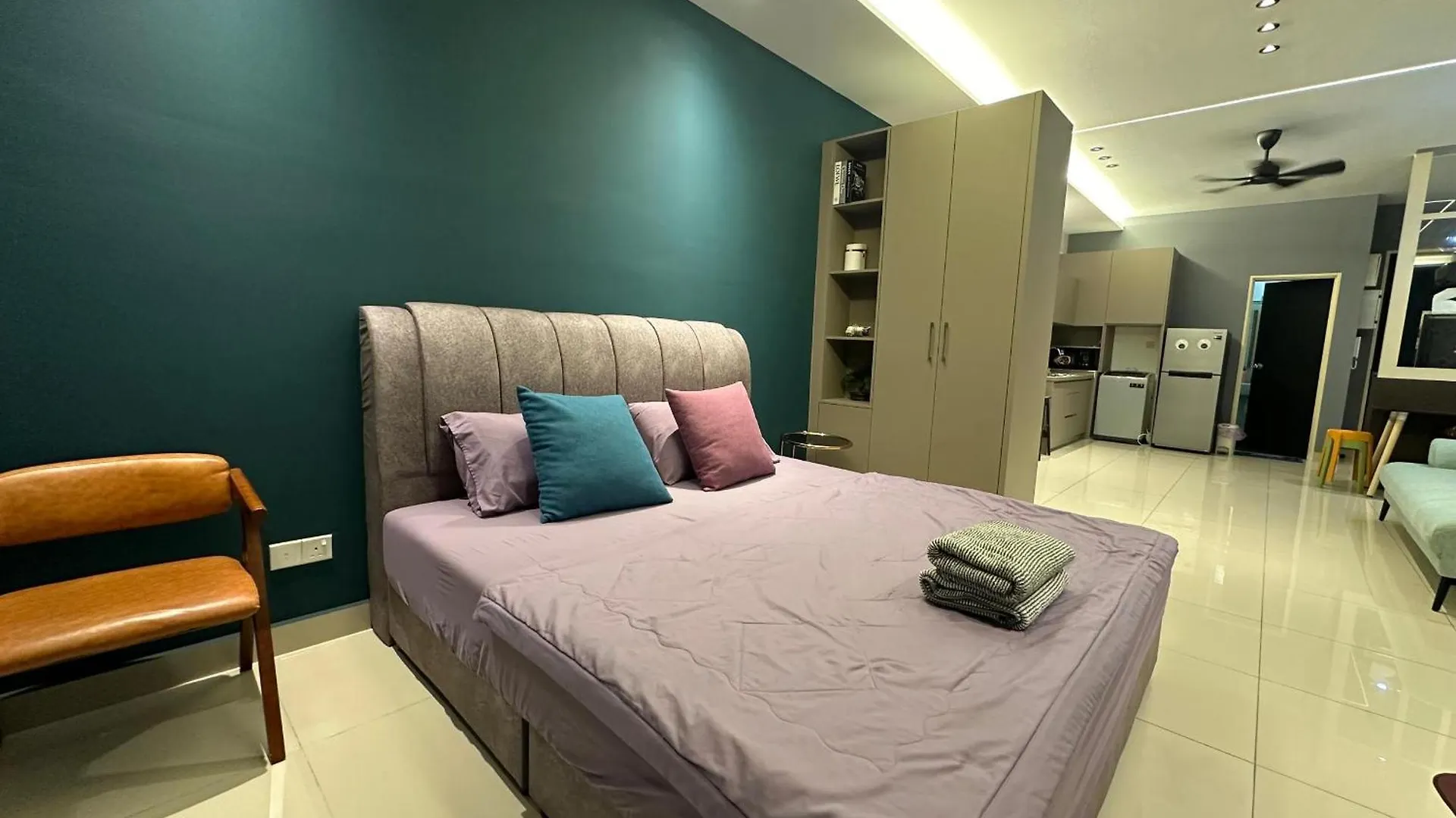 Twingalaxy Guesthouse Free Carpark Johor Bahru